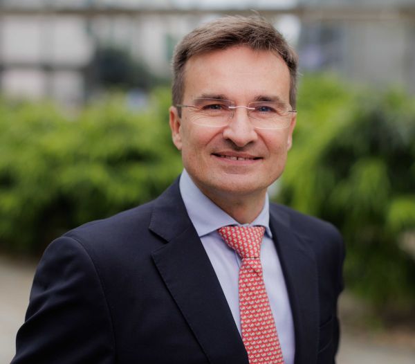Marco Sansavini assume a presidência da Iberia com prioridade na compra da Air Europa
