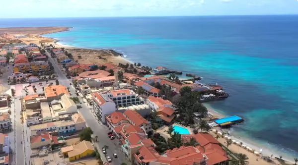 Soltropico: Quatro opções para desfrutar na Ilha do Sal por 800 euros