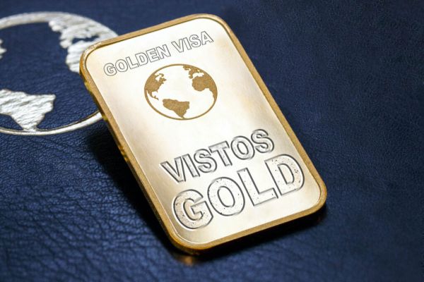 Pedro Sanchez quer abolir o Visto Gold
